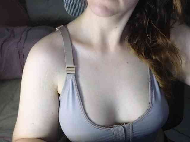 PassionateMommy webcam