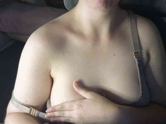 PassionateMommy webcam