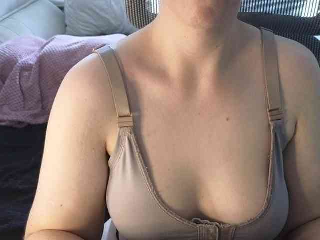 PassionateMommy webcam