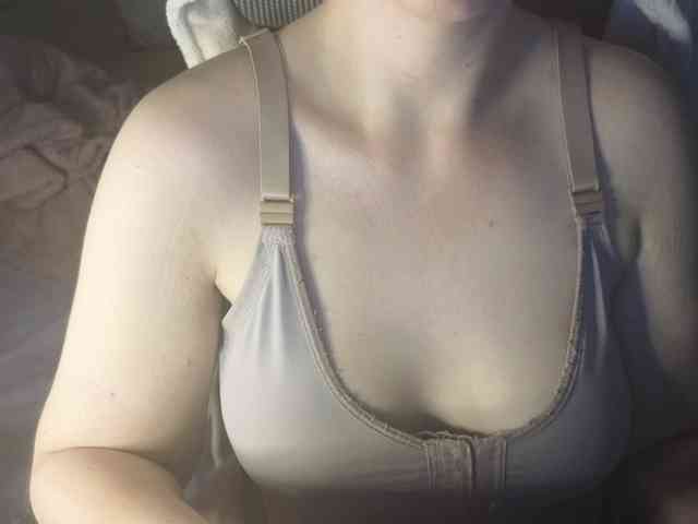 PassionateMommy webcam