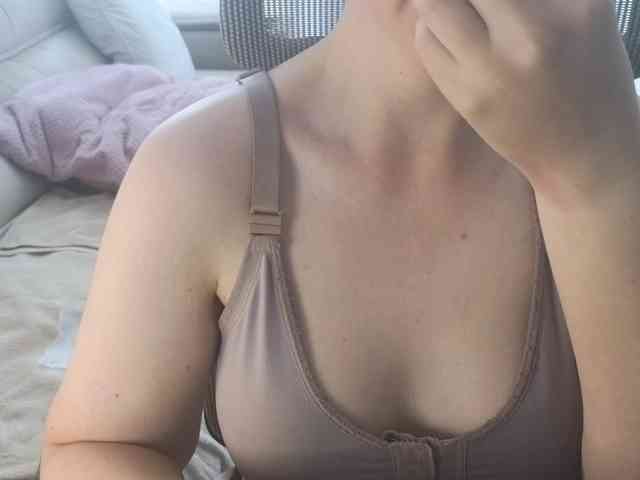 PassionateMommy webcam