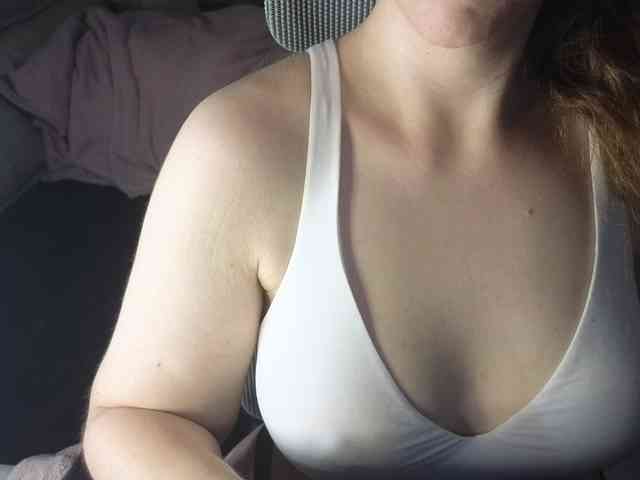 PassionateMommy webcam