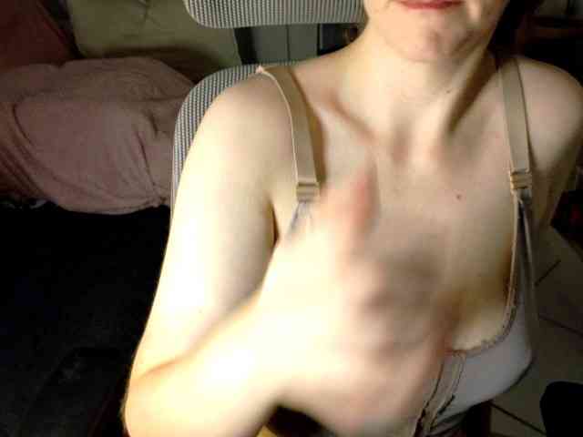 PassionateMommy webcam