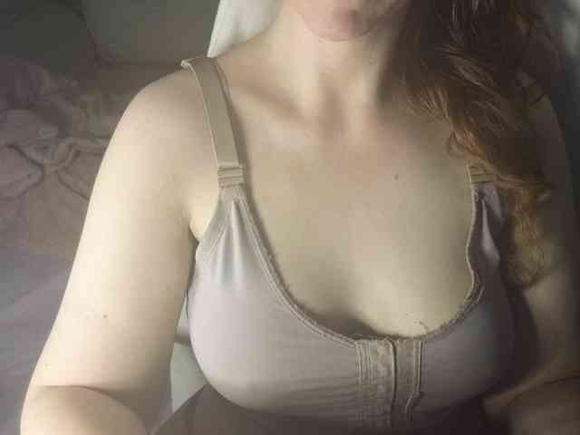 CreamyWoman Live Webcam on BongaCams