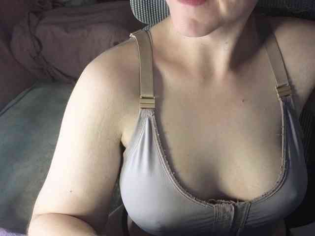 PassionateMommy webcam