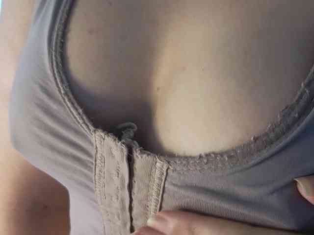 PassionateMommy webcam