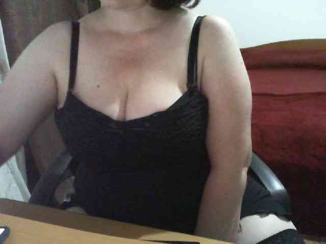 Monella77 webcam