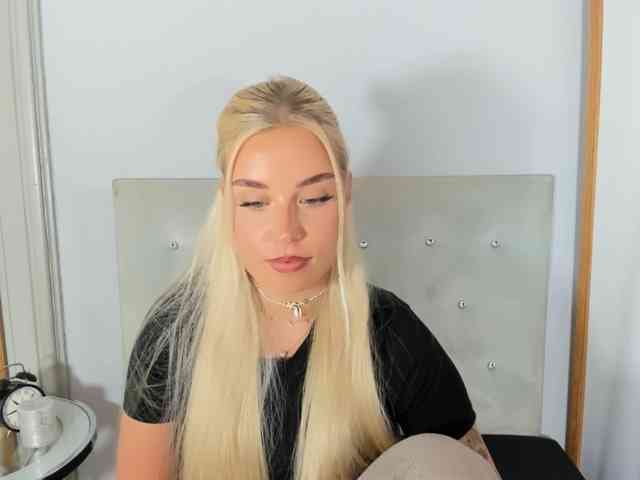 KristyQueen webcam