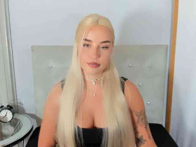 KristyQueen webcam