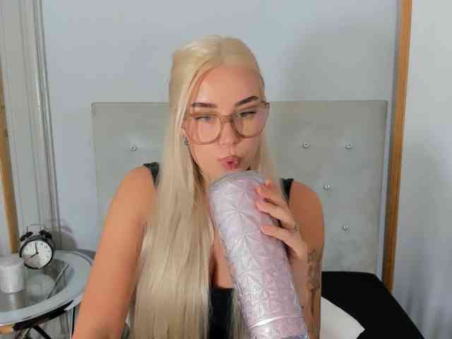 KristyQueen webcam