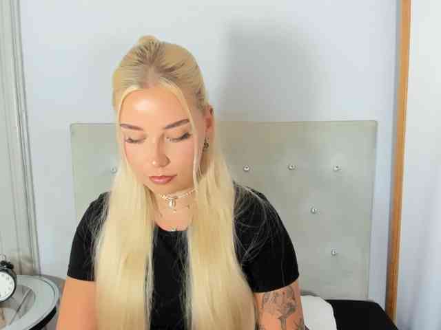 KristyQueen webcam