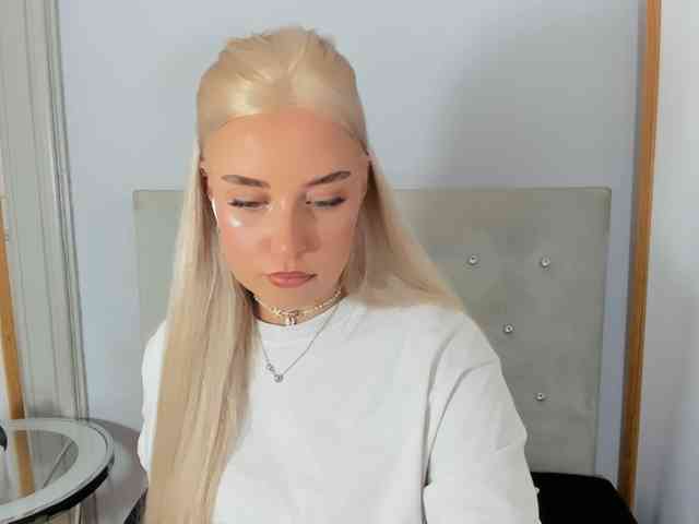 KristyQueen webcam