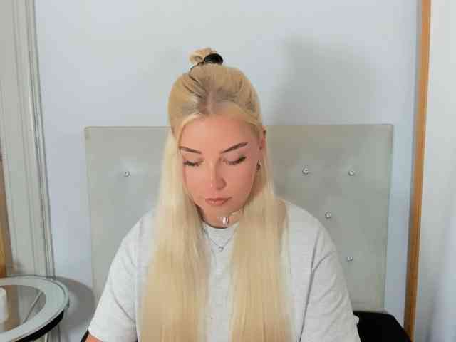 KristyQueen webcam