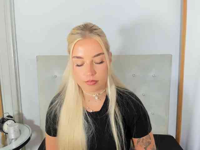 KristyQueen webcam