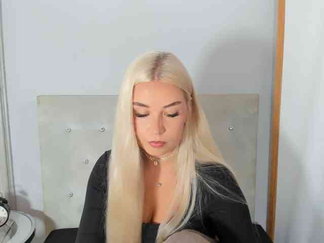 KristyQueen webcam