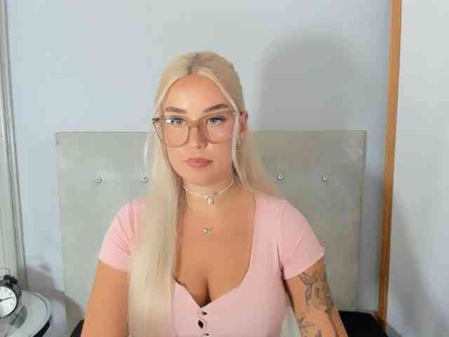 KristyQueen webcam