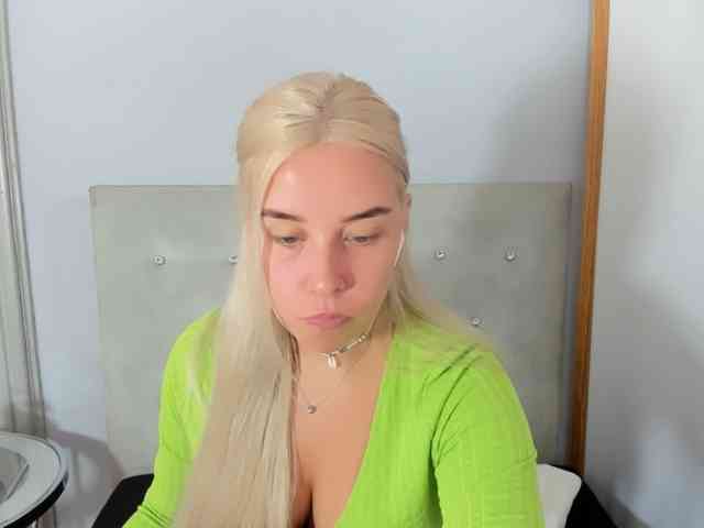 KristyQueen webcam
