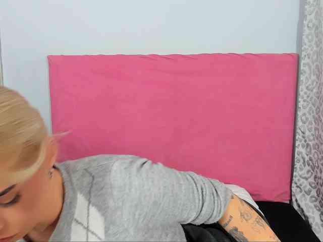 KristyQueen webcam