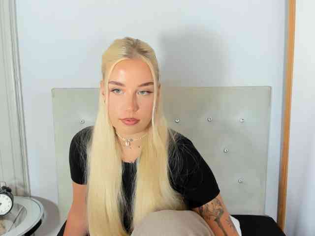 KristyQueen webcam