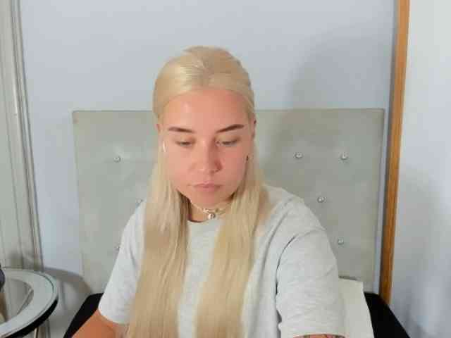 KristyQueen webcam