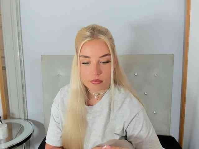 KristyQueen webcam