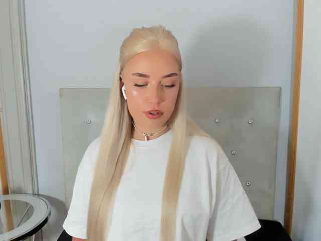 KristyQueen webcam