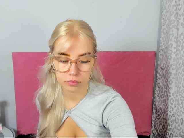 KristyQueen webcam