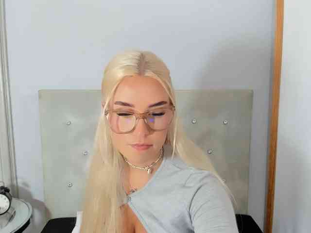 KristyQueen webcam