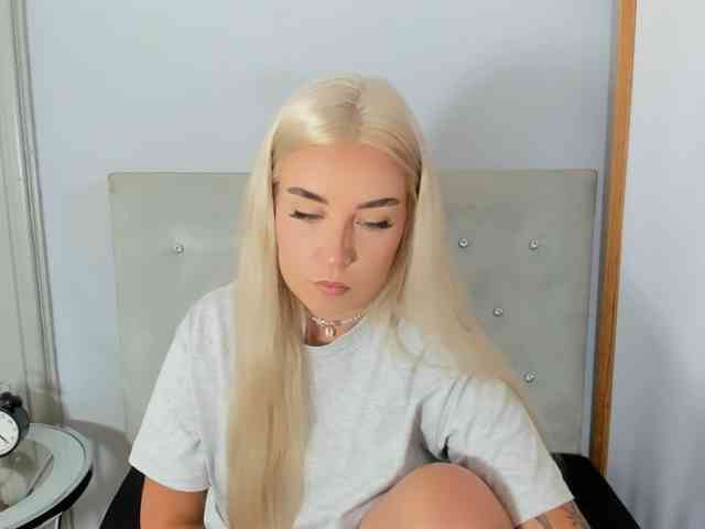 KristyQueen webcam