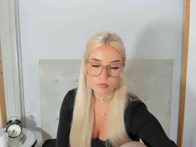 KristyQueen webcam