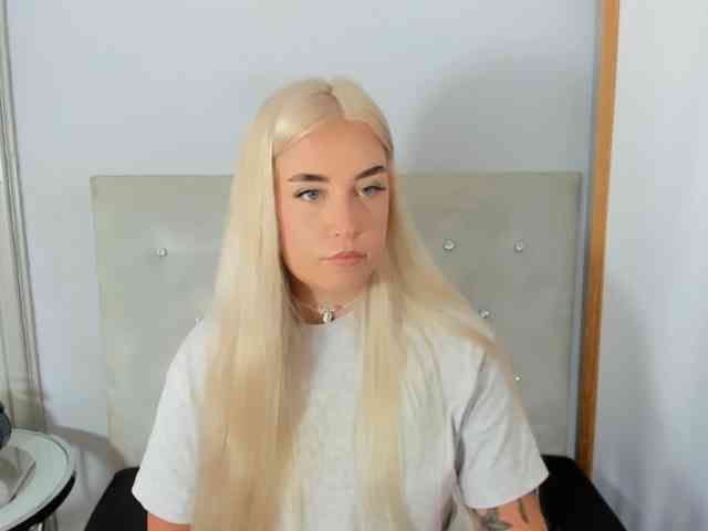 KristyQueen webcam