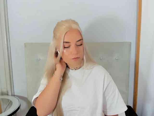 KristyQueen webcam