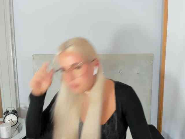 KristyQueen webcam