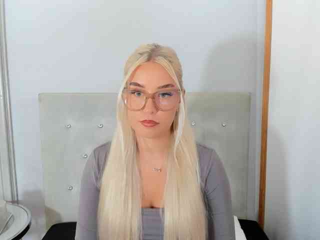 KristyQueen webcam