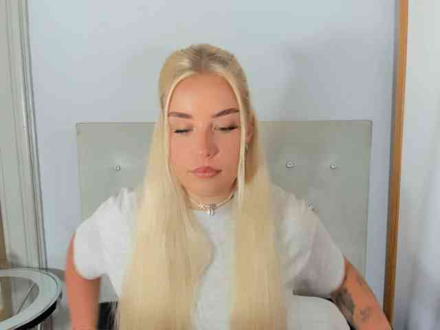 KristyQueen webcam
