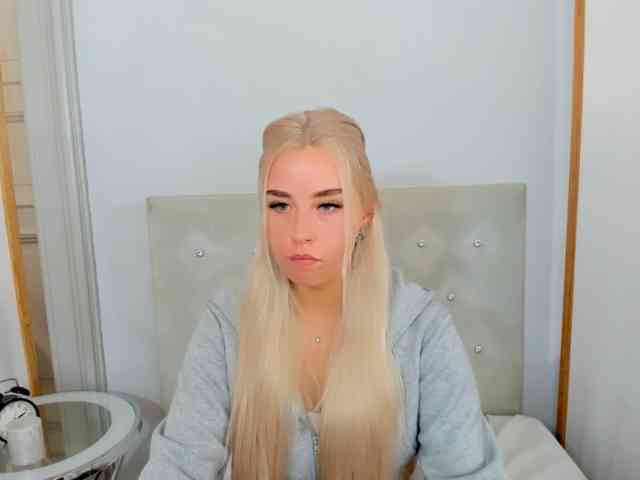 KristyQueen KristyQueen