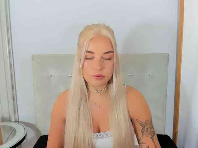 KristyQueen webcam