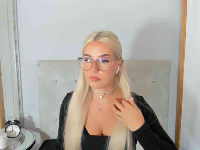 KristyQueen webcam
