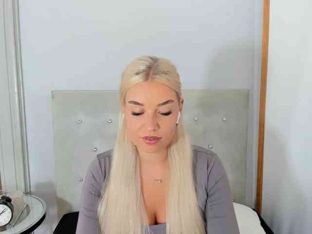 KristyQueen webcam