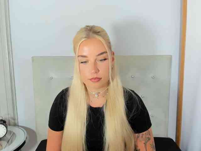 KristyQueen webcam