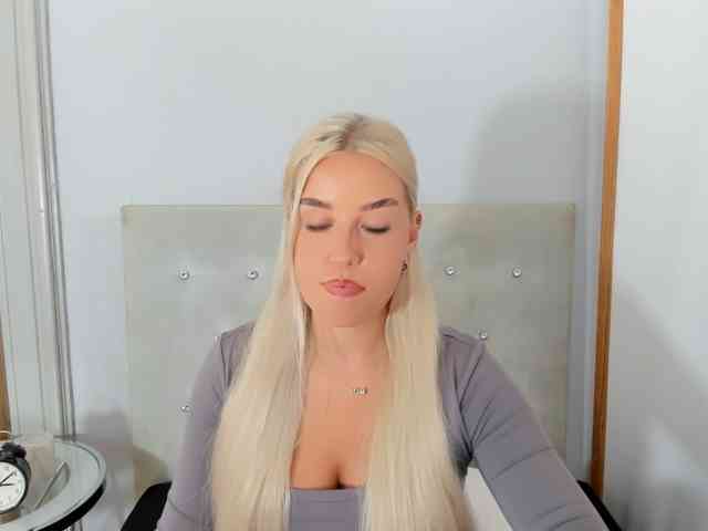 KristyQueen webcam