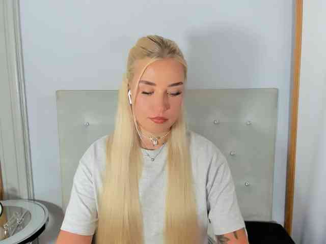 KristyQueen webcam