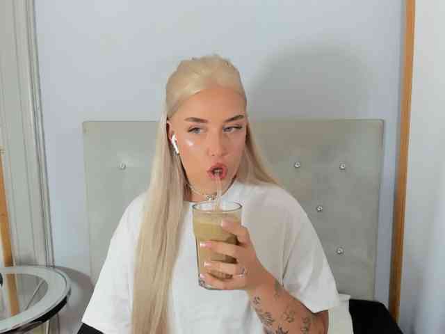 KristyQueen webcam