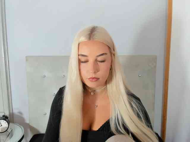 KristyQueen webcam