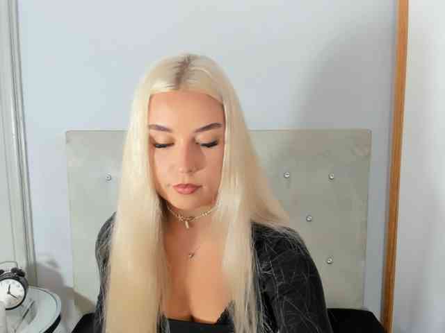 KristyQueen webcam