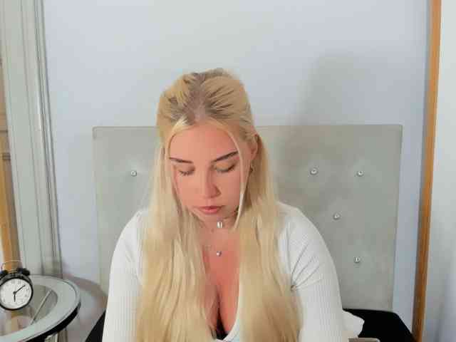 KristyQueen webcam