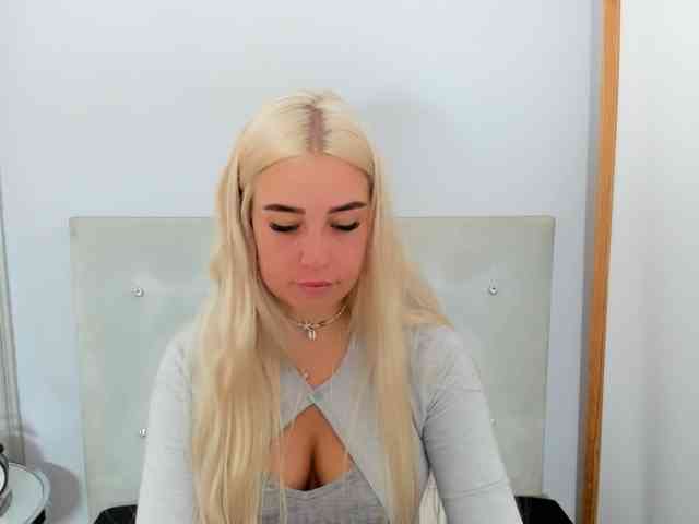 KristyQueen webcam