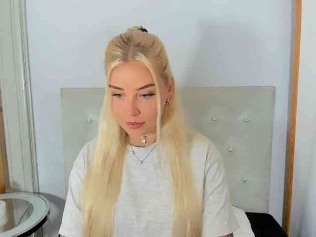 KristyQueen webcam