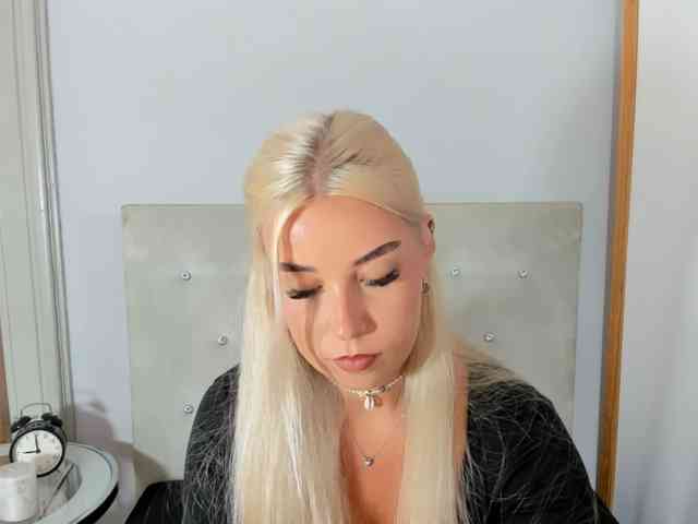 Модель: KristyQueen