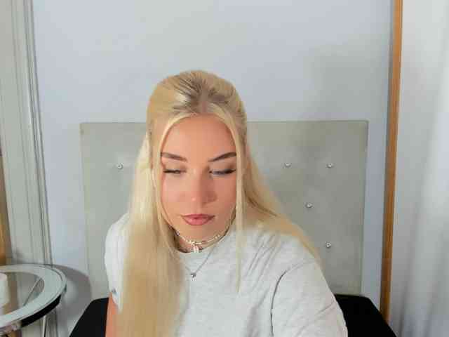 KristyQueen webcam